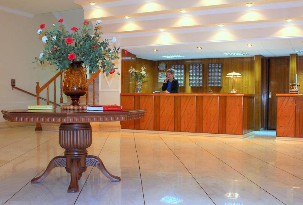 קאלאבאקה Famissi Hotel מראה חיצוני תמונה